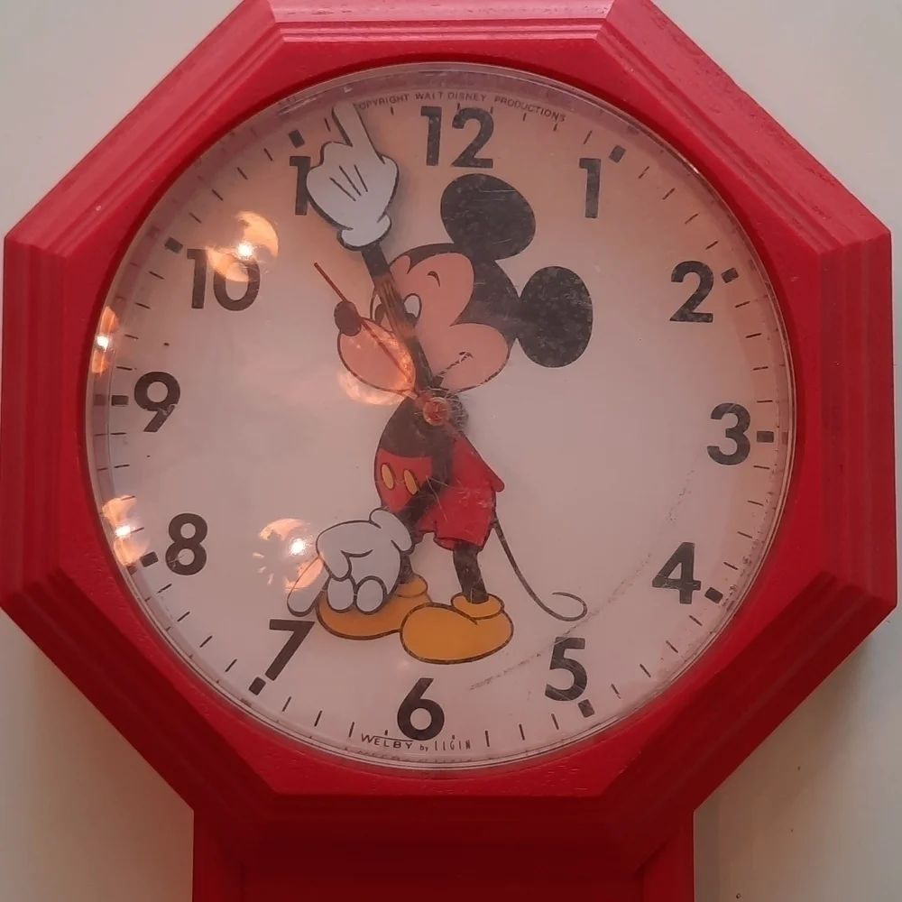 Disney Welby Mickey Mouse school wall clock